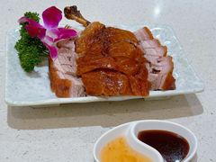 -香港新发烧腊茶餐厅(水围店)