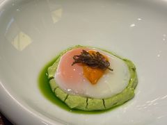 香椿蚕豆泥海胆溏心蛋-杭州西子湖四季酒店·金沙厅