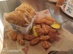 -杰拉电竞·网咖(杭州钱塘区龙湖金沙天街店)