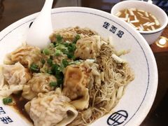 招牌云吞面-佳面馆·竹升云吞面·爽鱼皮·牛腩面(易发店)