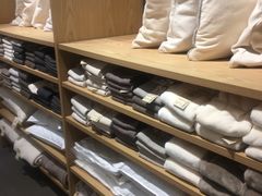 -MUJI无印良品(滨江宝龙城店)