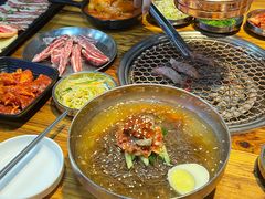 -韩国明洞碳烤肉(常平店)