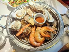 -五谷丰登农家院·地道胶东菜·海鲜烧烤(威海店)