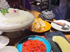 -老牌坊云南鱼豆花火锅(嵩山店)