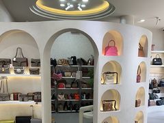 -六六奢品·vintage中古·回收二手奢侈品包包手表首饰(环球港店)