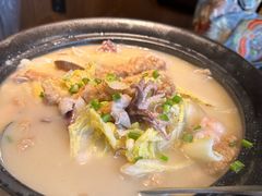 -五谷丰登农家院·地道胶东菜·海鲜烧烤(威海店)