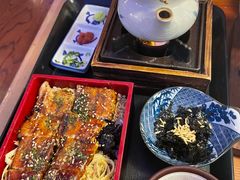 自制活鳗鱼盖浇饭-鳗鱼家·深夜食堂(军博店)