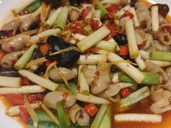 -有红鸡毛店·川菜(建设路店)