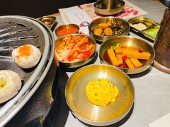 -草家酱蟹炭火烤肉店(珲春南路一店)