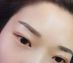 点击看大图 -Yue Show馨选·半永久纹眉纹眼线