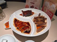 招牌广式烧卤三拼-侨美食家·粤菜(体育西路店)