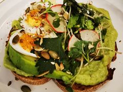 牛油果吐司-Egg•Allday Brunch(襄阳北路店)