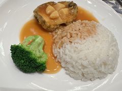 -大连星海皇冠假日酒店