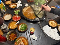 -老酉火锅(阳明古镇店)