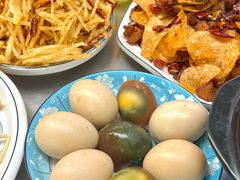 -丹水桥地锅鱼·翘嘴鲌·地方特色全鱼宴(丹江口大坝店)