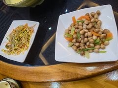 -象牙山铁锅炖(汇东郦城店)