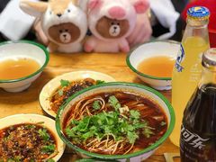 -拈签一笑黄牛肉辣卤串串