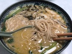 -明呈黄鱼面馆(斜土路店)