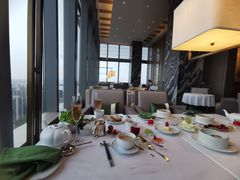 靠窗位-悦厅·下午茶(杭州柏悦酒店)