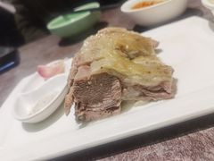 手抓羊排-贯贯吉·清真餐厅(浙江中路店)