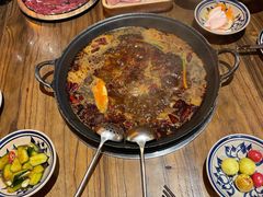 -旧街市鲜货老火锅(大光路店)