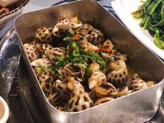 -辉记炭烧海鲜大排档·老字号(福田店)