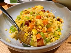 大叻经典菠萝海鲜炒饭-米纸越南小馆(金鹰世界店)