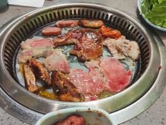 烤肉类-金滏山烤肉·海鲜·火锅自助餐厅(襄阳万达店)