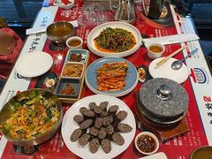 -百年石锅饭(阿里郎美食街店)