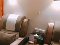 -裕和堂中医推拿艾灸(太古汇臻品店)