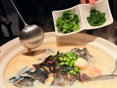 -许爷家·生态湖鲜(徐汇日月光店)
