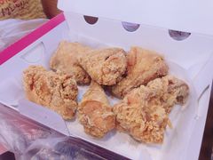 -BHC炸鸡(明洞总店)