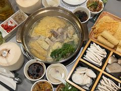 -烹然四季椰子鸡火锅(团结湖总店)