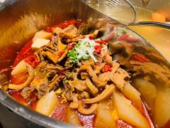 牛杂鸳鸯锅-左庭右院鲜牛肉火锅(环球港店)