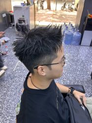 -藤野造型专业烫染接发