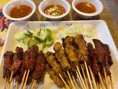 沙爹-东海岸人工湖美食村