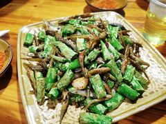 小鱼仔-卡拉农庄 正宗斗鸡肉