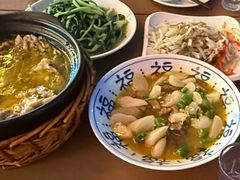 -品鲜村农家菜·阳澄湖大闸蟹(总店)