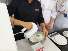 -美斯烘焙培训学院•蛋糕•面包•咖啡(宝安校区)