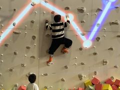 -嗨翻Hi-Fun竞技主题乐园·蹦床亲子生日轰趴(国光1937店)