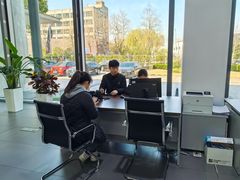-上海星瀚奔驰4S店(红柳路店)