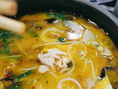 -桥香园过桥米线(国贸店)