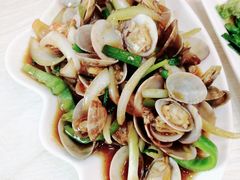 -覃记海鲜美食餐厅