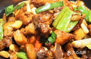 Braised Pork Belly with Fragrant Sauce