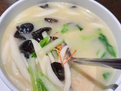 -通安客栈中餐厅·何家小馆