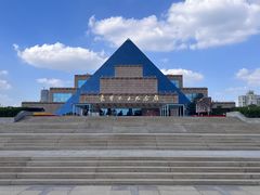 -上海市龙华烈士陵园