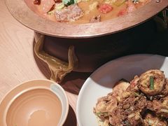 -吃饭皇帝大土家民族菜(正大广场店)