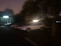 -金匮公园-南入口停车场