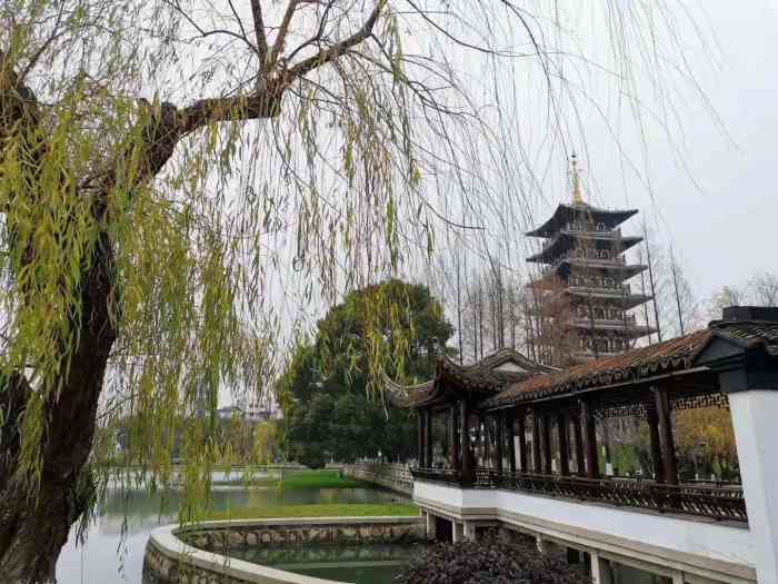 垂虹塔-"华严塔是吴江古迹,松陵标志性建筑,塔寺."-大众点评移动版
