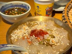 -包整·丝娃娃(一览甲秀楼风景店)